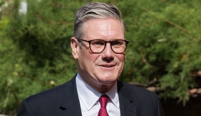 Новым премьером Британии официально стал Кир Стармер