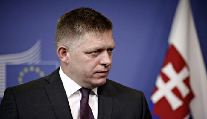 Премьер Словакии захотел присоединиться к "миротворцу" Орбану в Москве