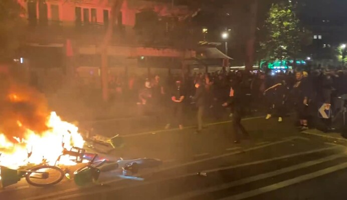 У Парижі сталися сутички