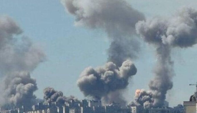 В Киеве во время разбора завалов обрушилась часть дома