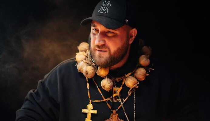 Колишній актор «95 кварталу» після скандалу з виїздом у США перервав мовчання