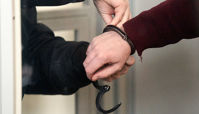 Дістав ніж: у Мукачеві стався інцидент з працівниками ТЦК