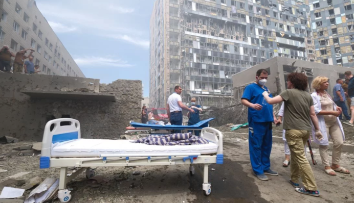 Уничтожение больниц - фирменный почерк россиян еще со времен Сирии