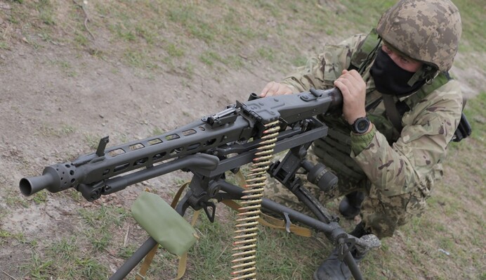 Украинская армия получила пулеметы из Сербии