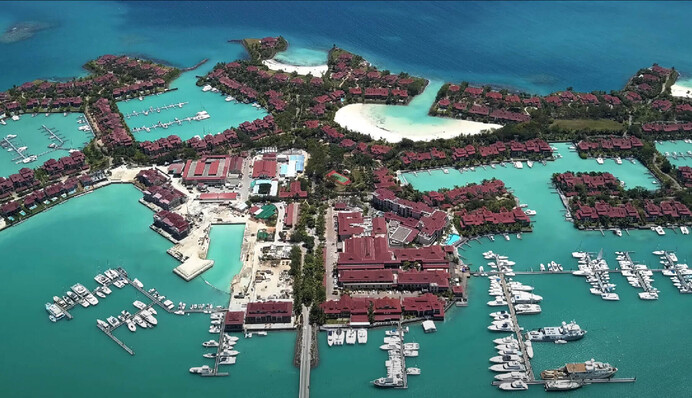 Керівник ТЦК обманом їздив відпочивати в Іспанію та на Сейшели