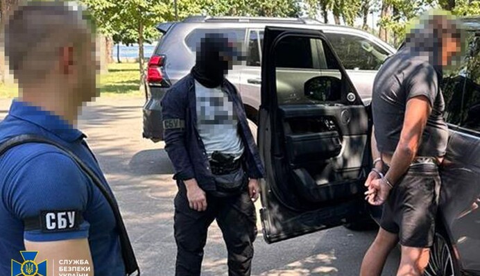 Одного з головних податківців Києва зловили на хабарях