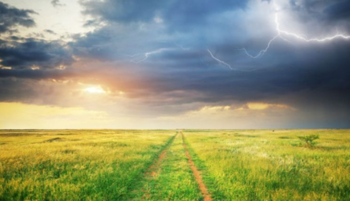 Часть Украины накроет град