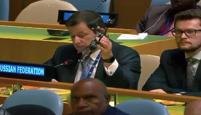 Россиянин рассмешил постпреда Украины штукой, которую притащил в ООН