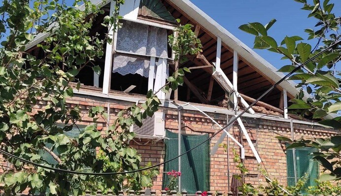 Росіяни вдарили по Нікополю: є поранені