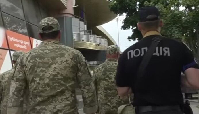 Після 16 липня військових патрулів на вулицях України може стати більше