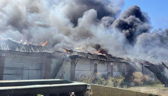 Ворог вдарив по Мирнограду і Лиману на Донеччині: є загиблий і багато поранених