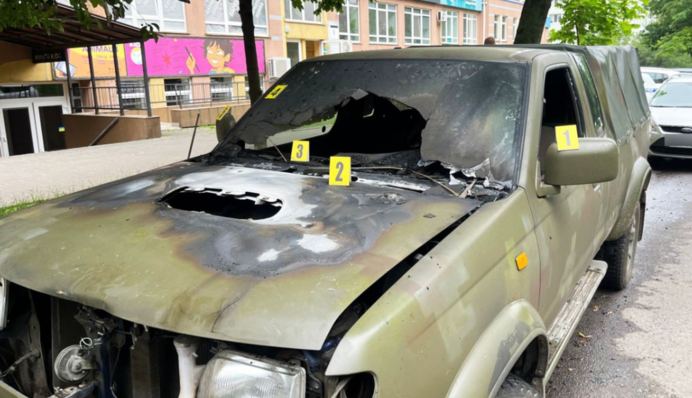 «Коли людина чмо, вона — чмо»: в командуванні жорстко пройшлись по підпалювачу авто ЗСУ