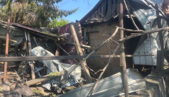 Россияне накрыли огнем Никопольщину: в ОВА рассказали о последствиях