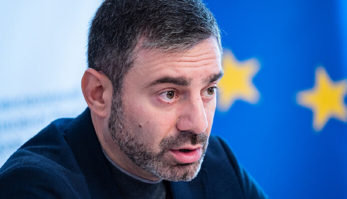 Лубинец требует от России тела двух замученных украинских детей-героев