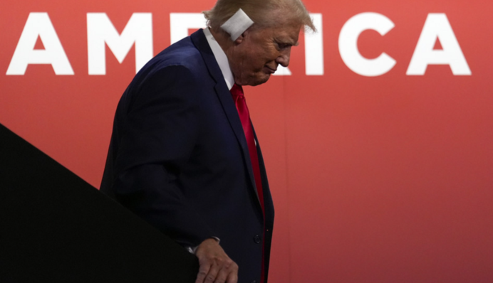 Разведка США собирает все больше доказательств намерения Ирана ликвидировать Трампа