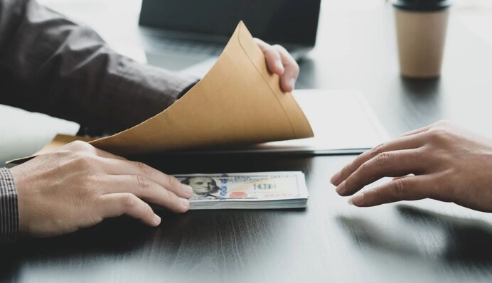 Рада може дозволити топ-корупціонерам 