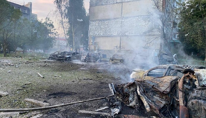 Росія завдала удару по житлових будинках у Чугуєві