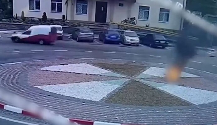 У Київській області жінка підпалила себе біля будинку суду