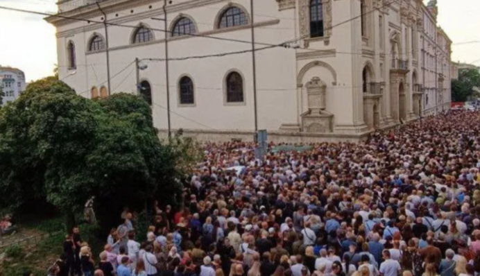 Оксана Забужко припустила ймовірність гучного теракту на похороні Ірини Фаріон