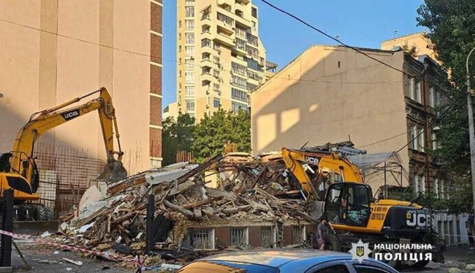 Киев будет требовать отстроить усадьбу Зеленских, - Кличко