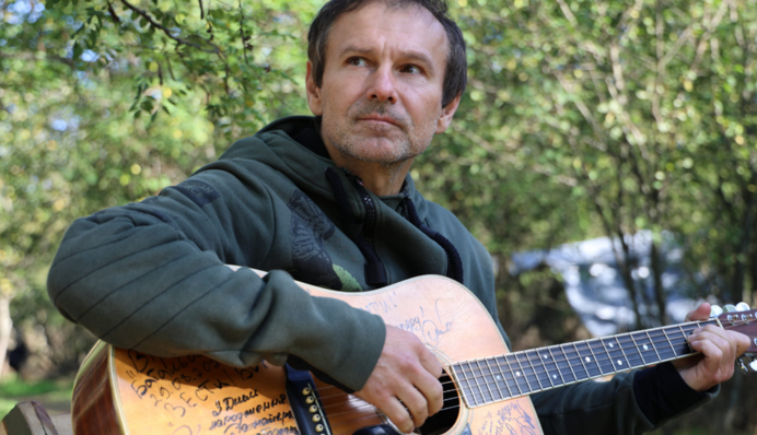 Вакарчук рассказал, сколько раз был на фронте, и анонсировал мемуары