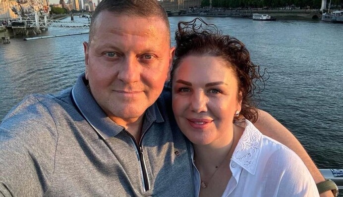 Залужный просмотрел фото с женой и понял очень важную вещь