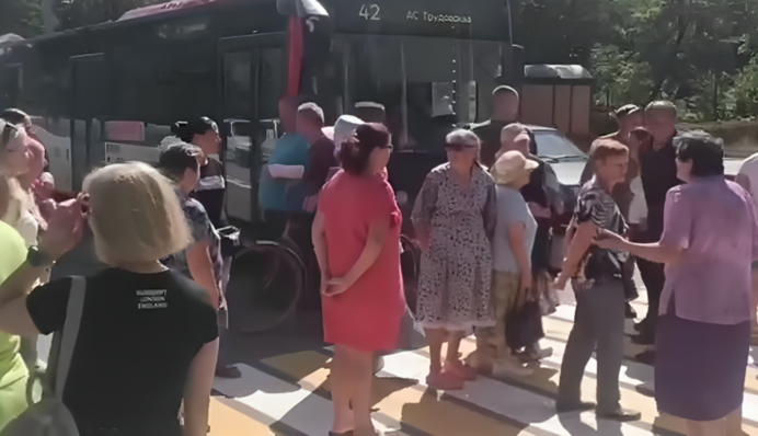 В оккупированном Донецке увидели бунт