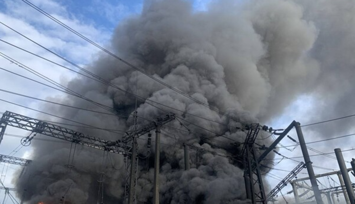 РФ обстріляла об'єкт критичної інфраструктури на Харківщині: є загиблі