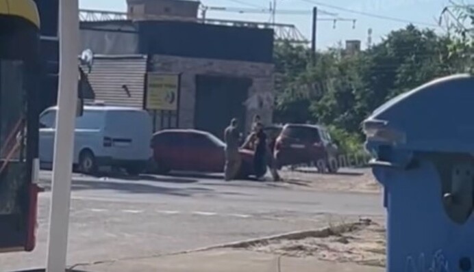 В Одесі водій наїхав на співробітників ТЦК: реакція військкомату