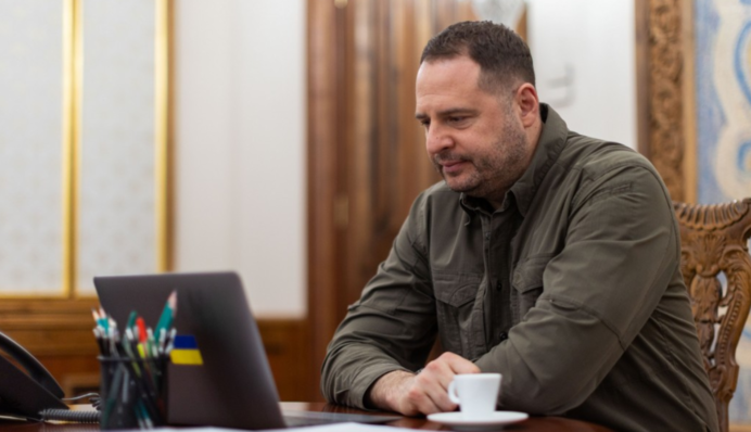 В Офісі Зеленського повідомили дати застосування F-16 в Україні