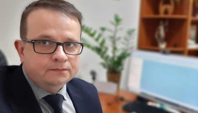 Суддя, який зобов’язав порушника прочитати 