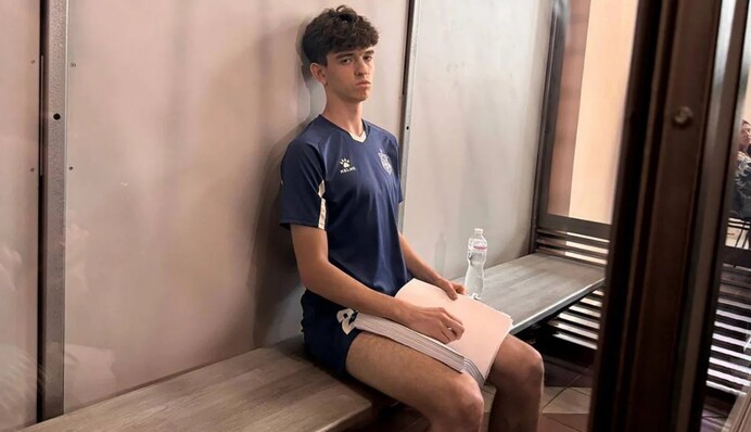 Мать подозреваемого в убийстве Фарион сделала заявление