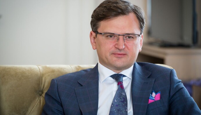 У МЗС України розповіли, як Кулеба «порвав» китайські соцмережі