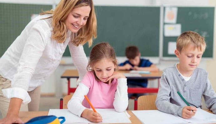 Ученики из-за войны отстали от программы на два года, - Минобразования