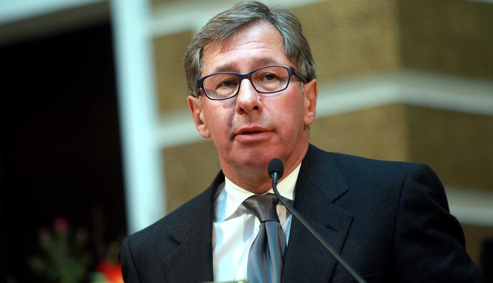 Британия впервые конфисковала активы российского миллиардера, - Bloomberg