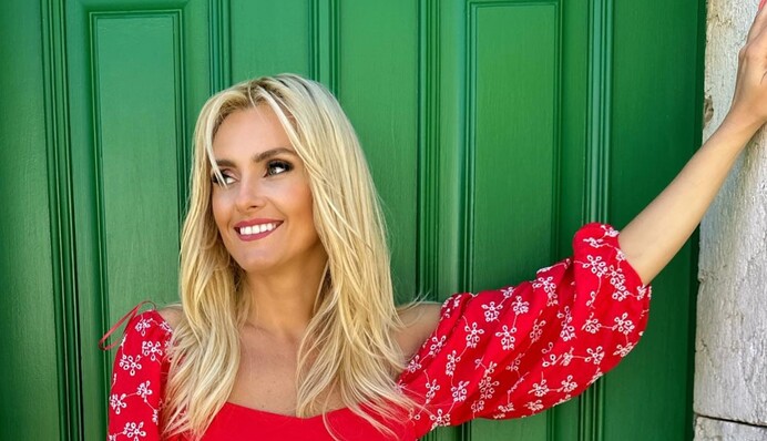 Ирина Федишин «предала» писателя новой песней