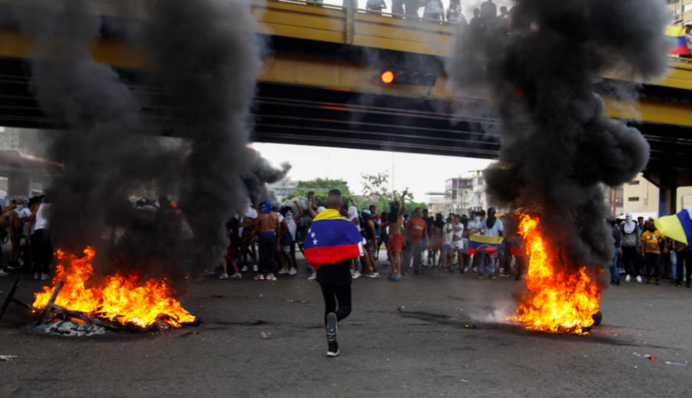 В Венесуэле после выборов вспыхнули массовые протесты