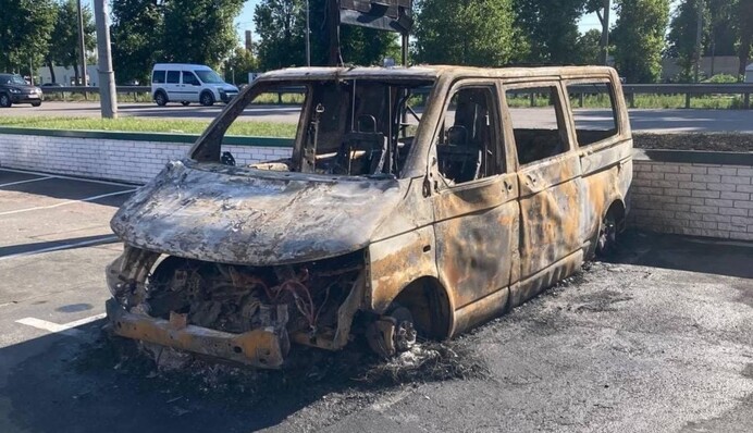 Мешканці будинку у Києві оскандалились через ініціативу щодо військових та волонтерів