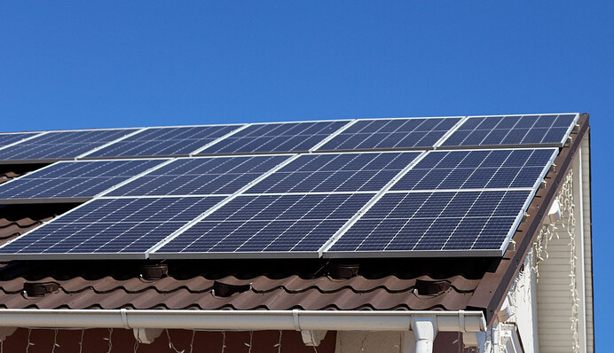 Українцям пояснили, як врятуватись від вимкнень світла