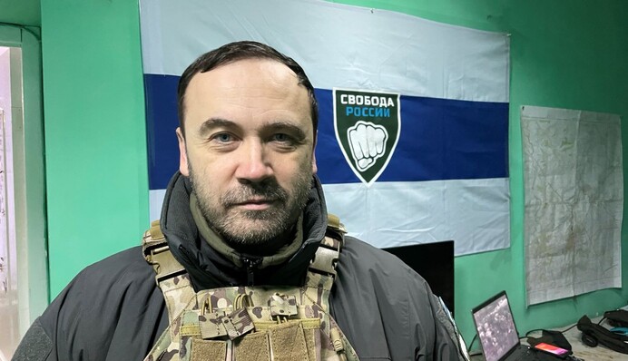 На Илью Пономарева совершили покушение