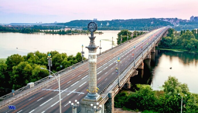 Столичная власть требует от правительства отреставрировать мост Патона, переданный в 