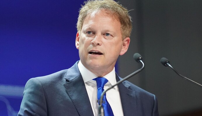 Переломний момент у боротьбі з Путіним: що кажуть у Британії про передачу Україні F-16