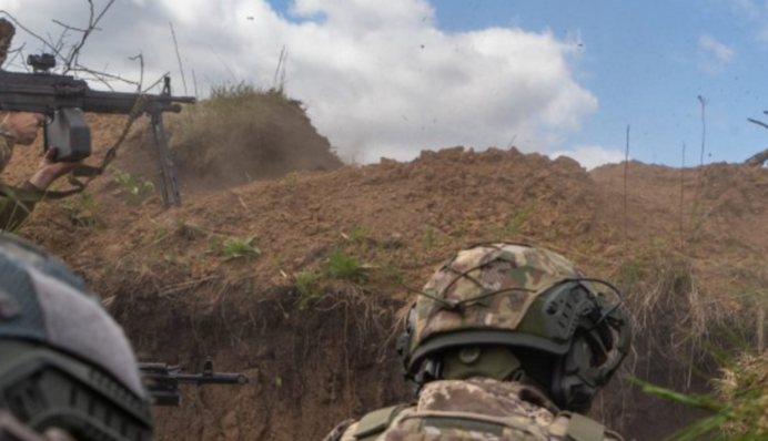 В ВМС ВС Украины показали уничтожение российских десантников под Волчанском