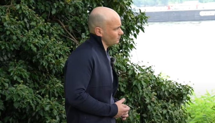 Российский оппозиционер Пивоваров считает недопустимой поддержку ВСУ