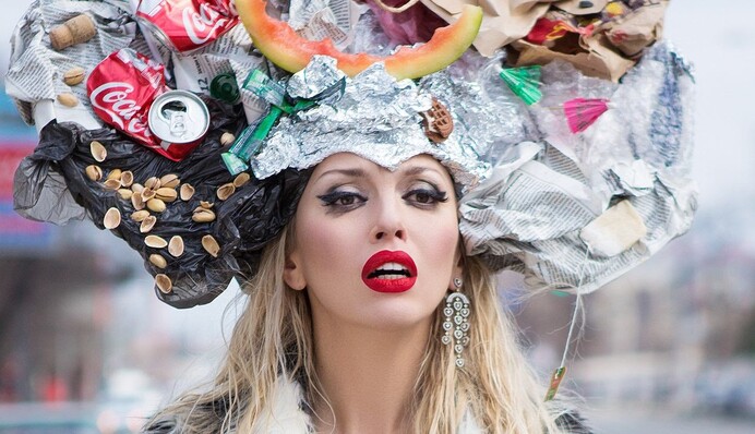 Оля Полякова в танку із криком «Попереду Москва!» здивувала ветерана