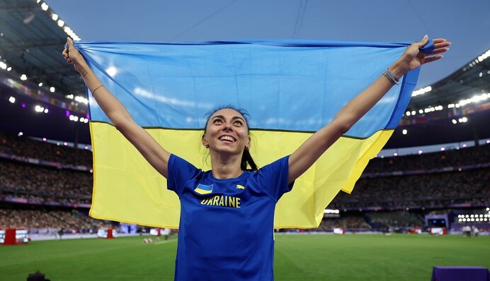 Призер Олимпиады-2024 Геращенко рассказала, чье поздравление довело ее до слез