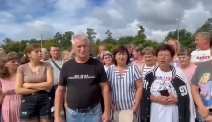 Популярний блогер Лебіга станцював під крики мешканців Курської області