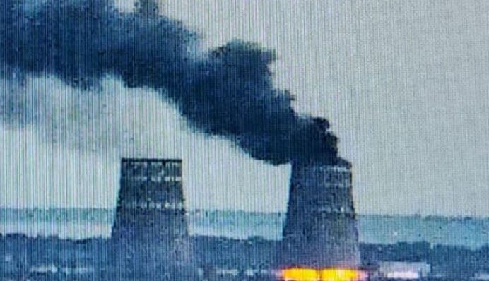 Россияне устроили пожар на "башне" запорожской АЭС