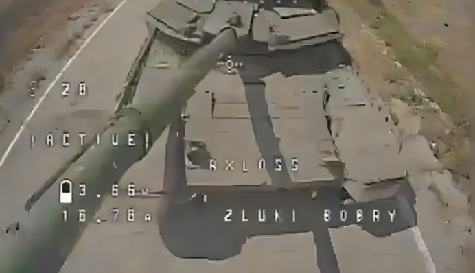 Сожгли возле Марьинки много техники: десантники отработали по российским колоннам