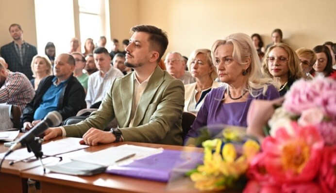 Перед смертю з Фаріон трапилася неприємність – донька тепер трактує як моторошний знак